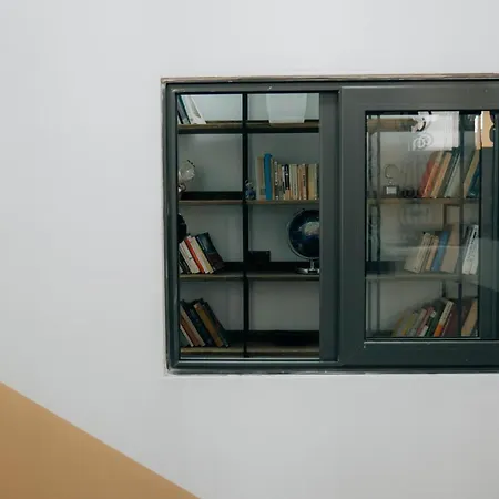 호스텔 The Maze 티라나