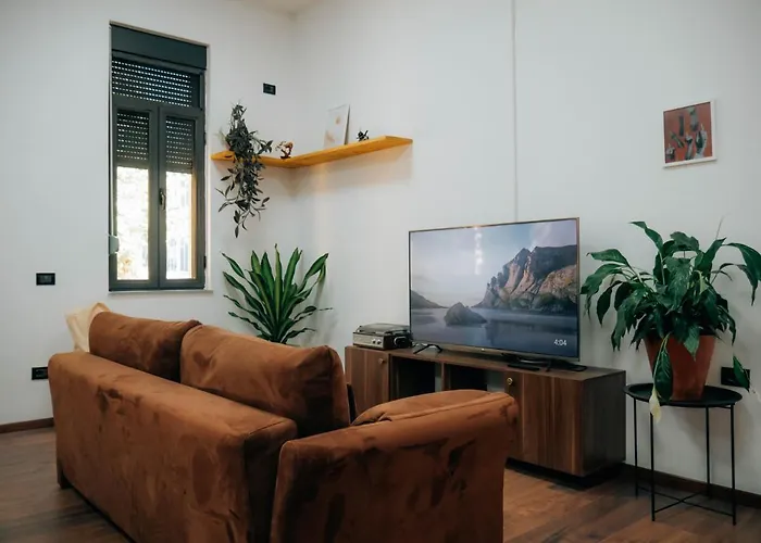 Hostel The Maze Tirana