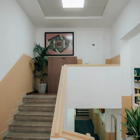 Vandrarhem The Maze Tirana